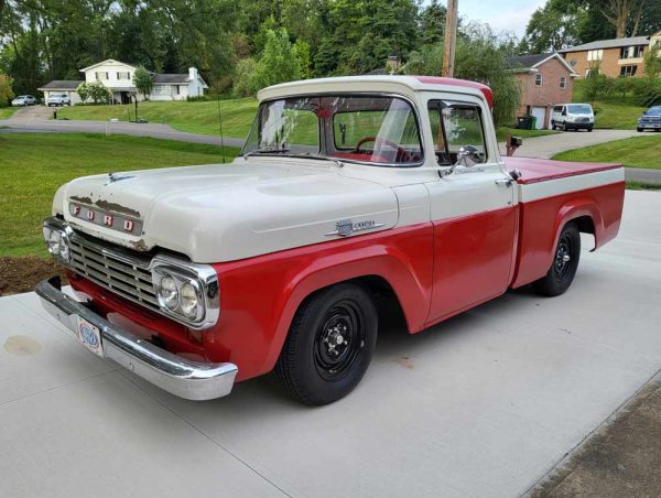 1959 Ford F100 Pick-Up Truck